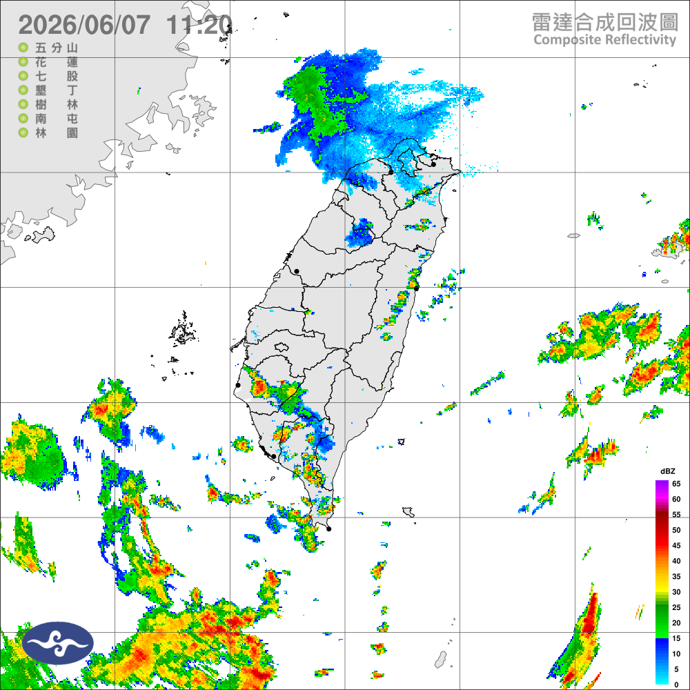 低壓帶影響，西半部不定時陣雨或雷雨，東半部午後短暫雷陣雨，留意短延時強降雨