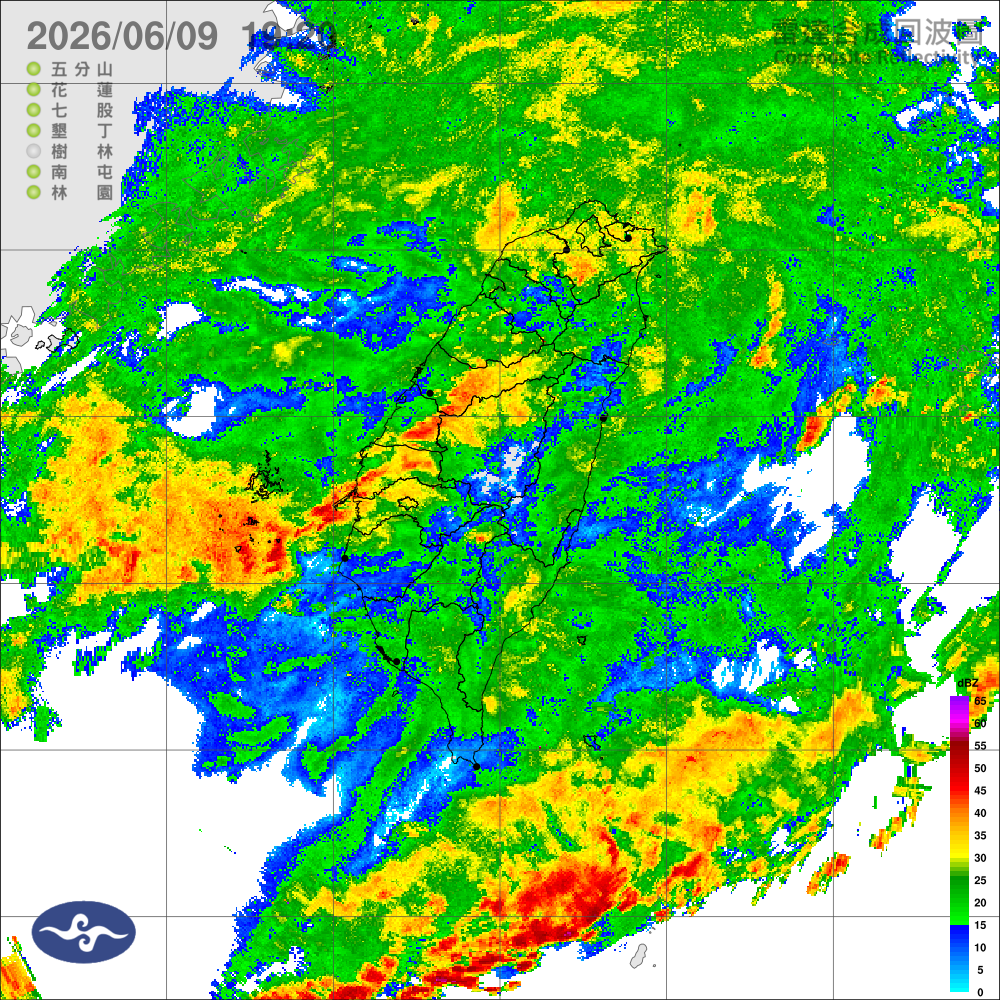 滯留鋒面稍往南移動，上半天水氣較多，仍應嚴防劇烈降雨，下半天雨勢稍趨緩